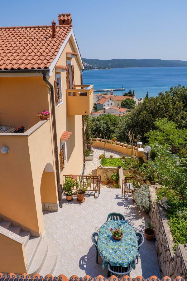 Apartmani Zorica Martinscica  Ngoại thất bức ảnh