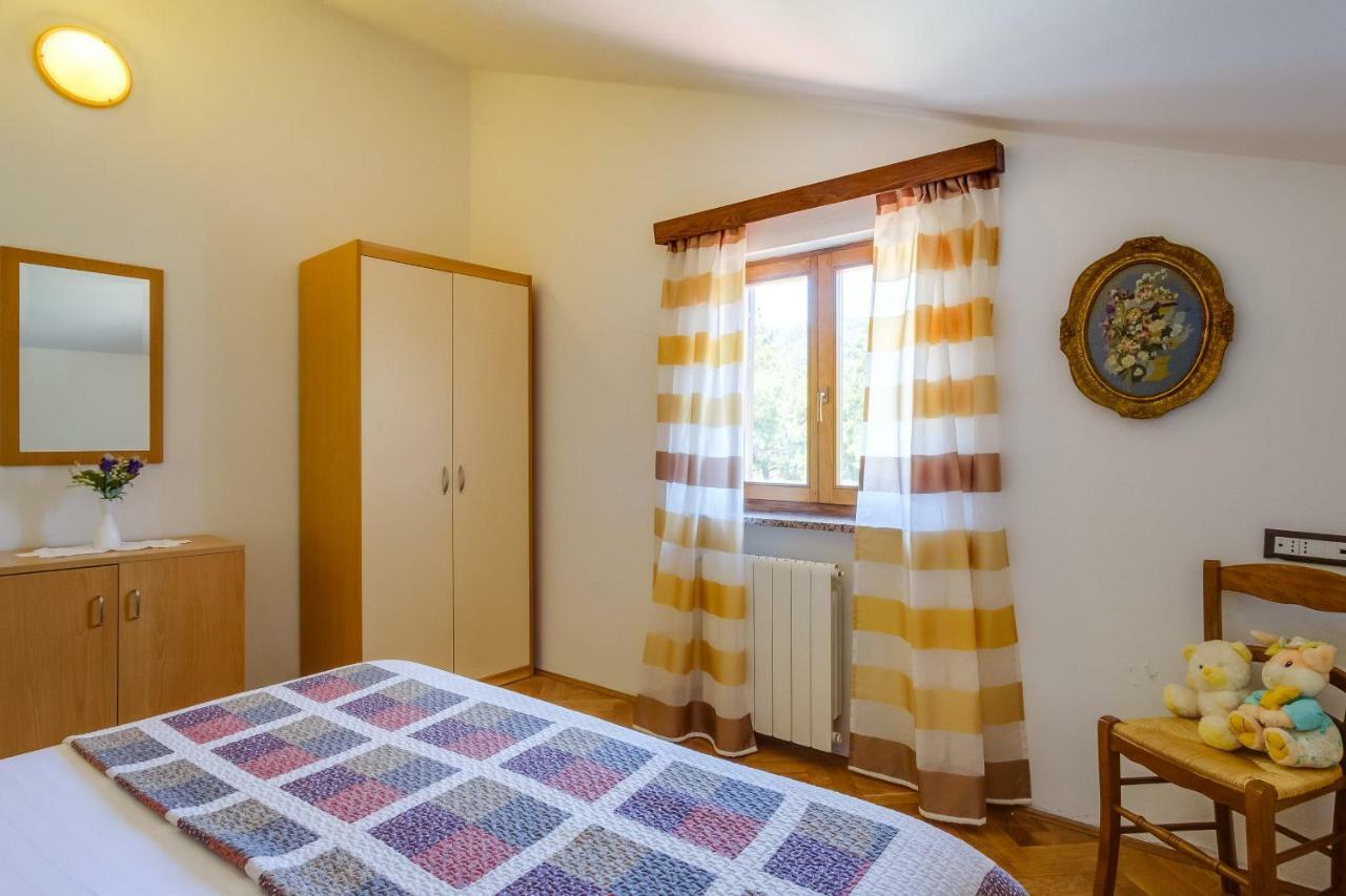 Apartmani Zorica Martinscica  Ngoại thất bức ảnh