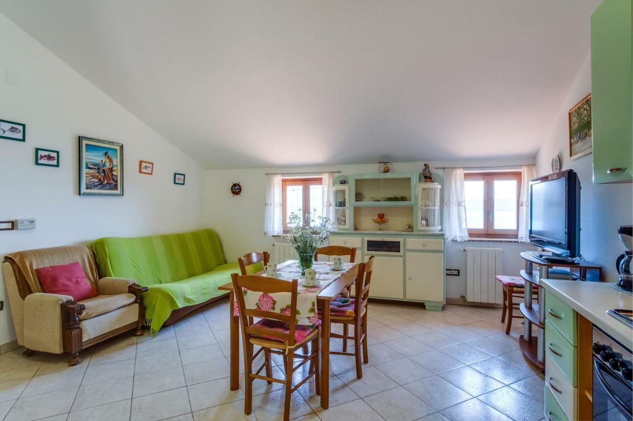 Apartmani Zorica Martinscica  Ngoại thất bức ảnh
